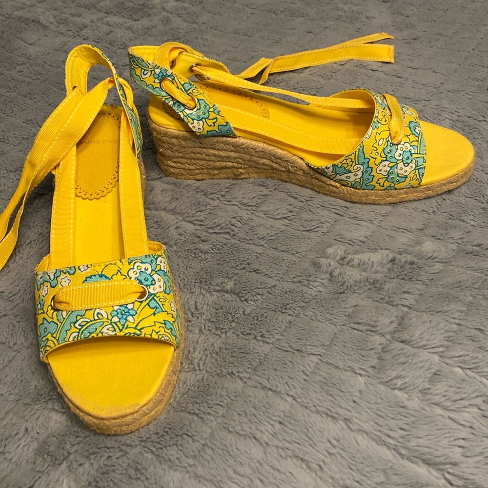 SO PRETTY! 🌼 Lands’  End Espadrilles Size 8